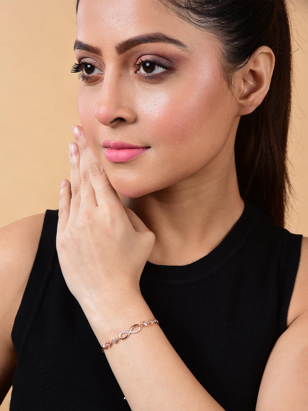 Nilu's Collection Infinity Shape Cubic Zirconia Diamond Bracelet for Women & Girls, Jewelry for Gift, Adjustable Charm Bracelet