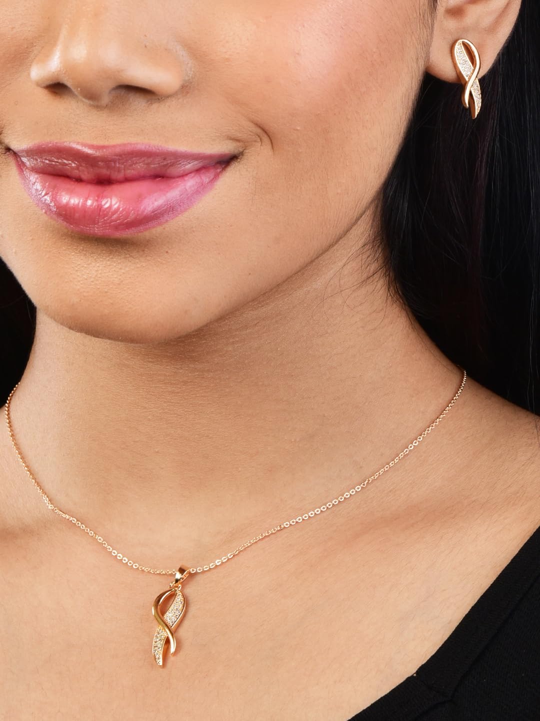 Nilu's Collection Infinity Shape Cubic Zirconia Diamond Bracelet for Women & Girls, Jewelry for Gift, Adjustable Charm Bracelet