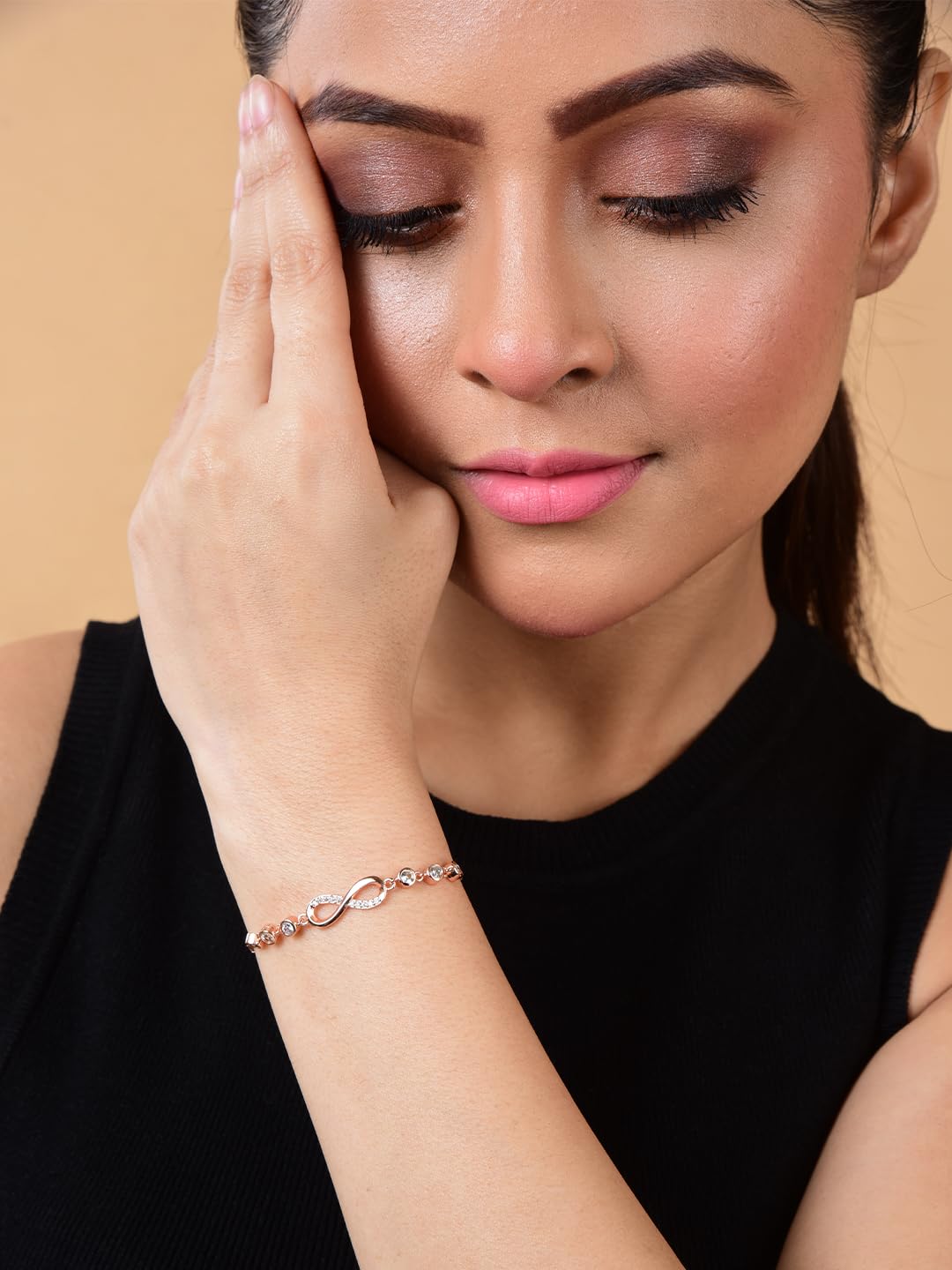 Nilu's Collection Infinity Shape Cubic Zirconia Diamond Bracelet for Women & Girls, Jewelry for Gift, Adjustable Charm Bracelet