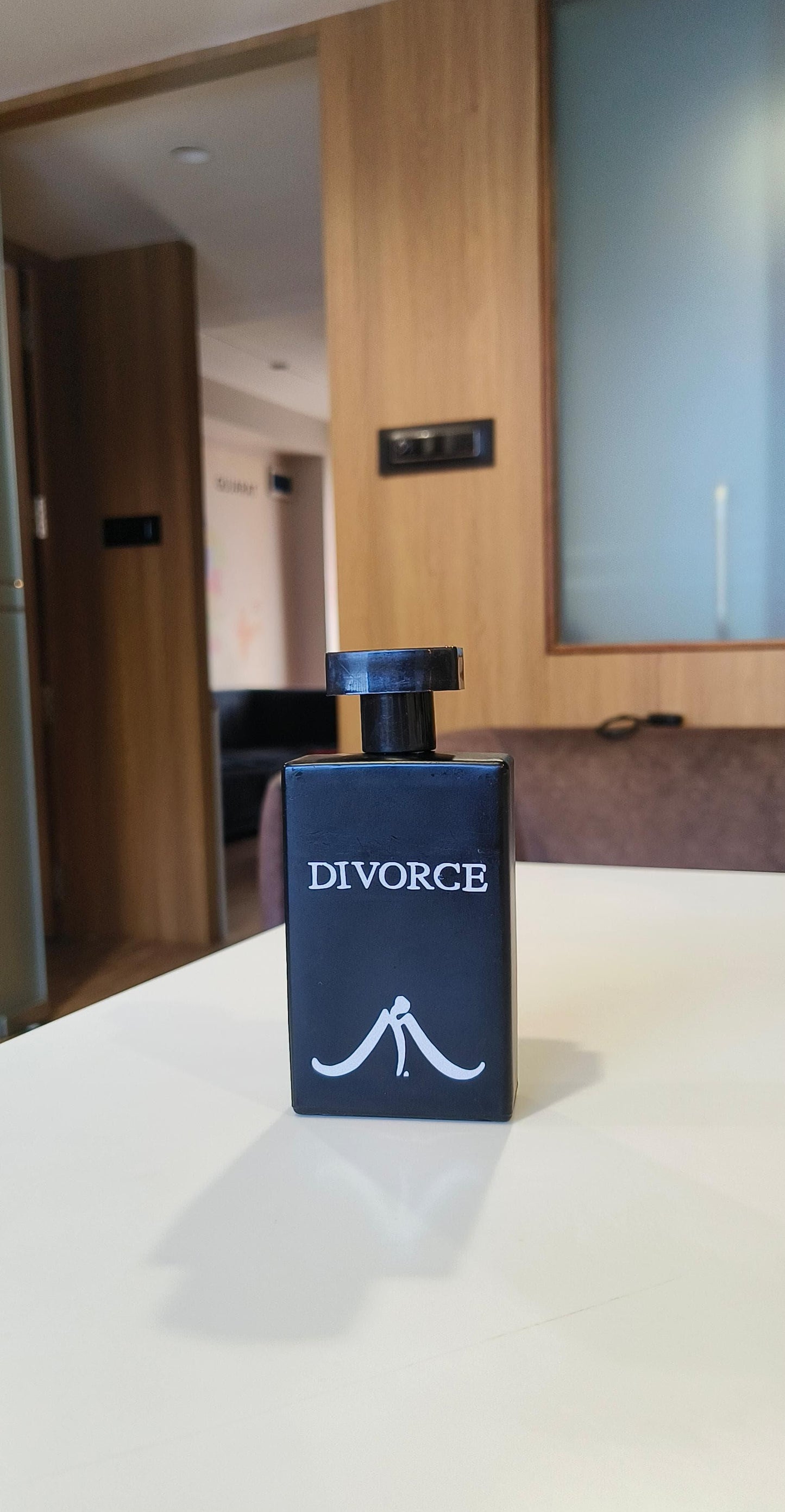 DIVORCE Women’s Scent Long-Lasting Perfume