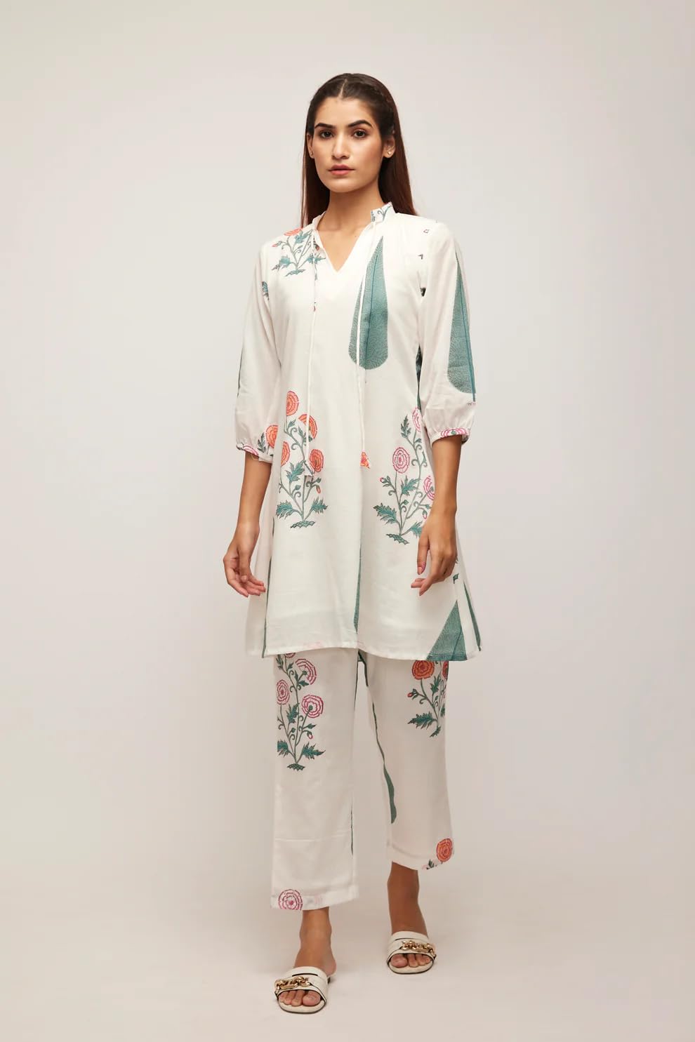 Leriya Fashion Women's Anarkali Floral Printed Rayon Kurta Pant Set | V-Neck Straight Kurti with 3/4 Sleeves | Co ord Set For Women Stylish | Kurtis